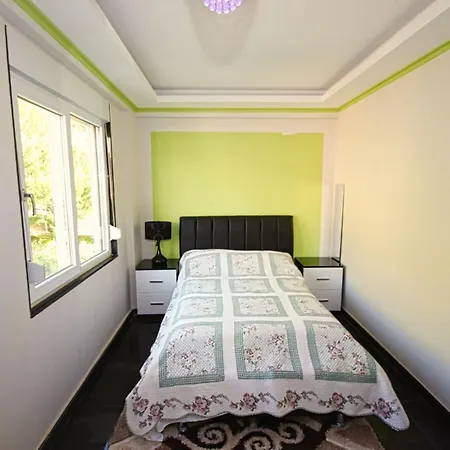 Hotel - Luxus - Pool - Whirlpool - - Kestel Alanya