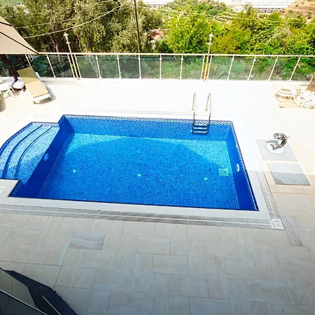 Villa - Luxus - Pool - Whirlpool - - Kestel Alanya