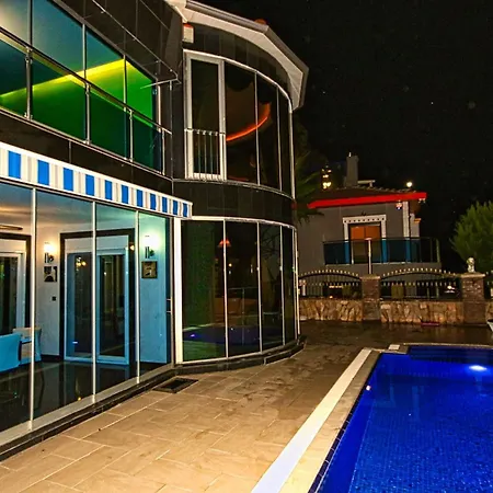 - Luxus - Pool - Whirlpool - - Kestel Villa Alanya
