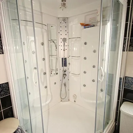- Luxus - Pool - Whirlpool - - Kestel